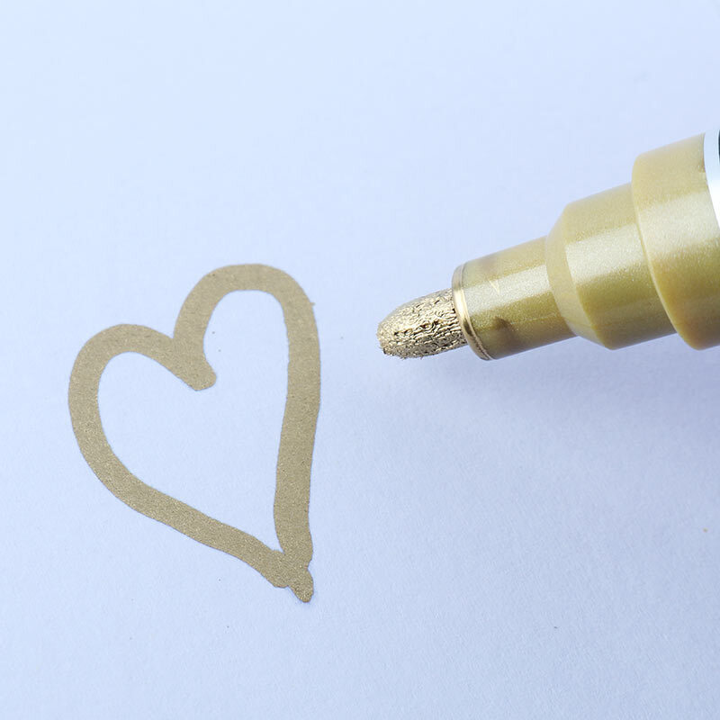 ماژیک متال مارکر یوشیدا نوک گرد DecoColor NO.300-S بسته 12 عددی