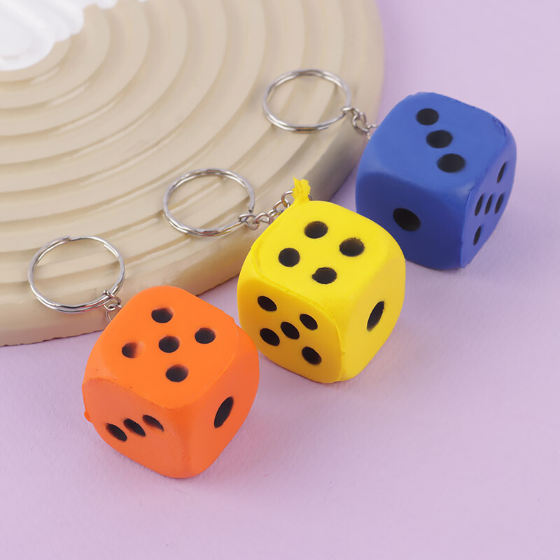 جاکلیدی تاس ابری