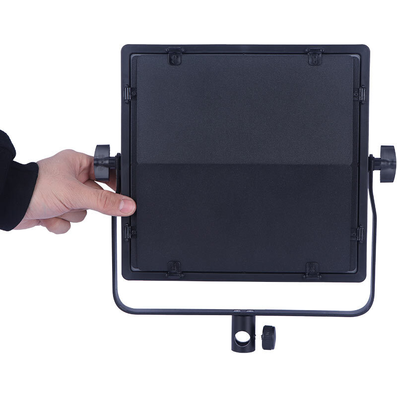 نور ثابت زئوس BK-660 RGB