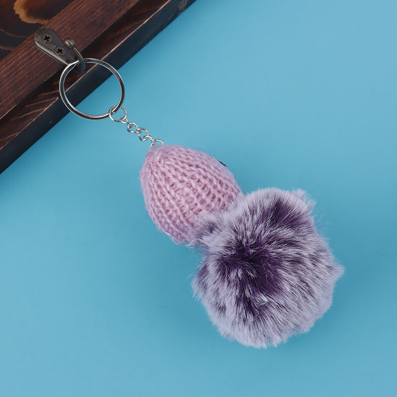 جاکلیدی عروسک پشمی کلاه دار