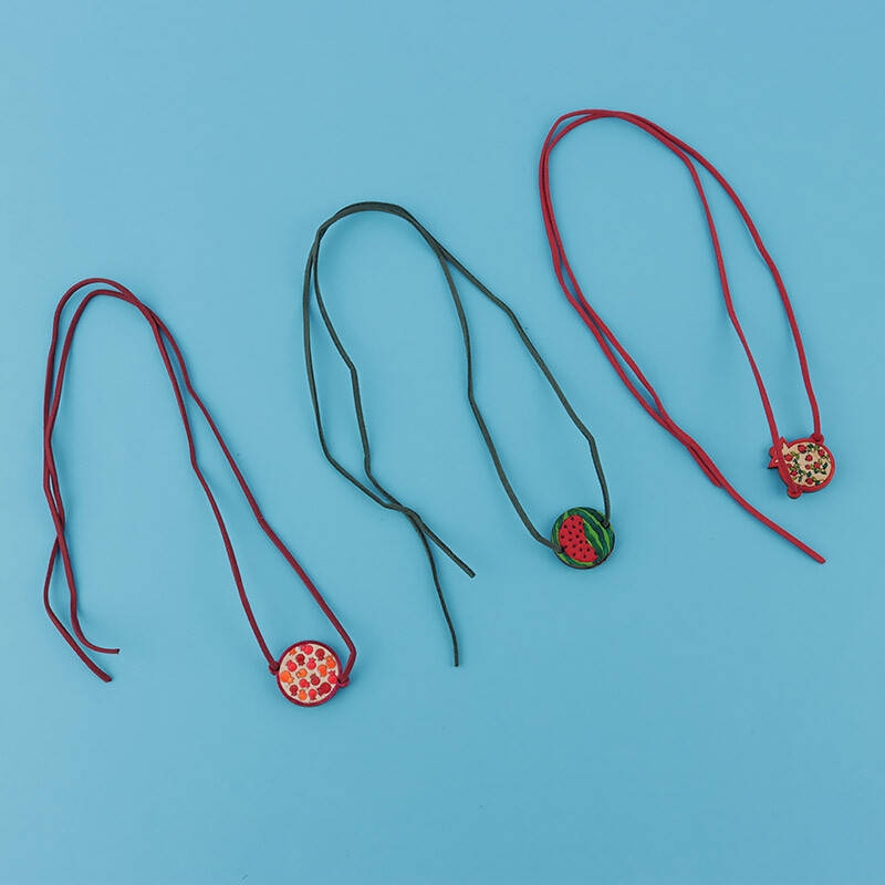 دستبند یلدایی جیر طرح پلاک چوبی