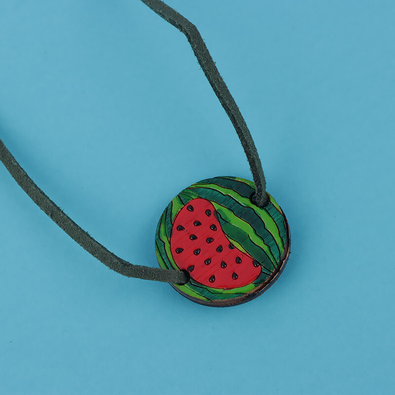 دستبند یلدایی جیر طرح پلاک چوبی