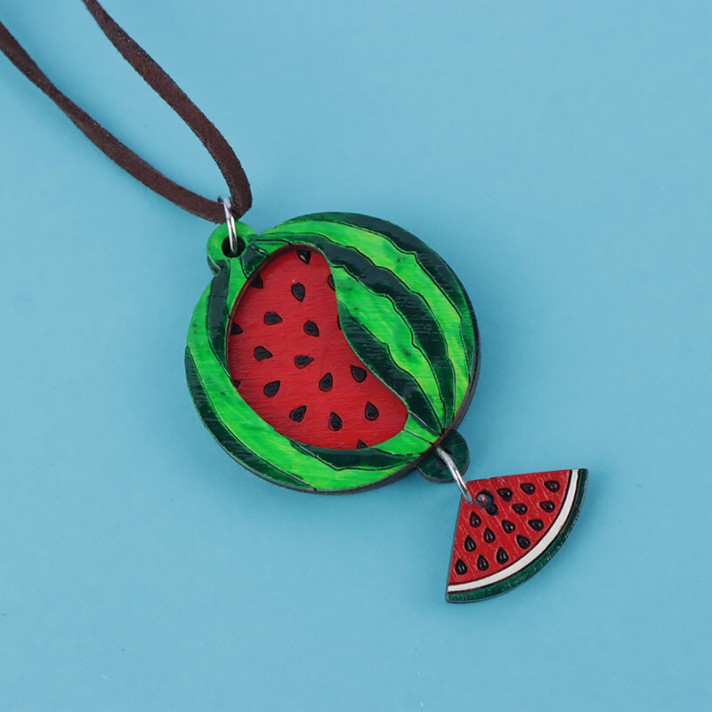 گردنبند یلدایی جیر طرح پلاک چوبی