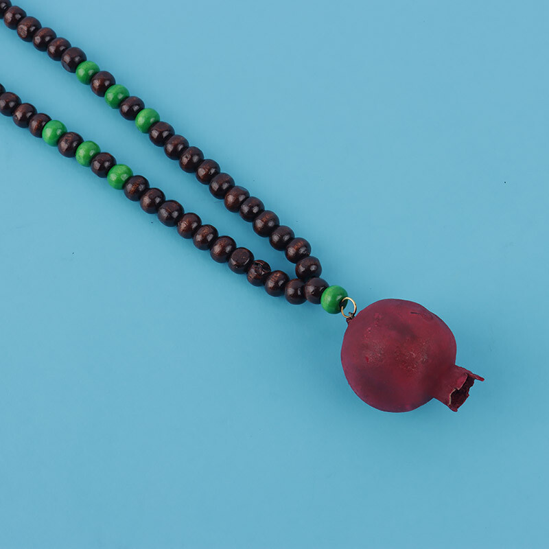 گردنبند یلدایی انار مهره چوبی