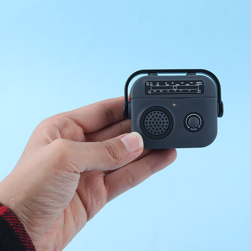 کاور سیلیکونی ایرپاد 4 Yoshita طرح رادیو FM