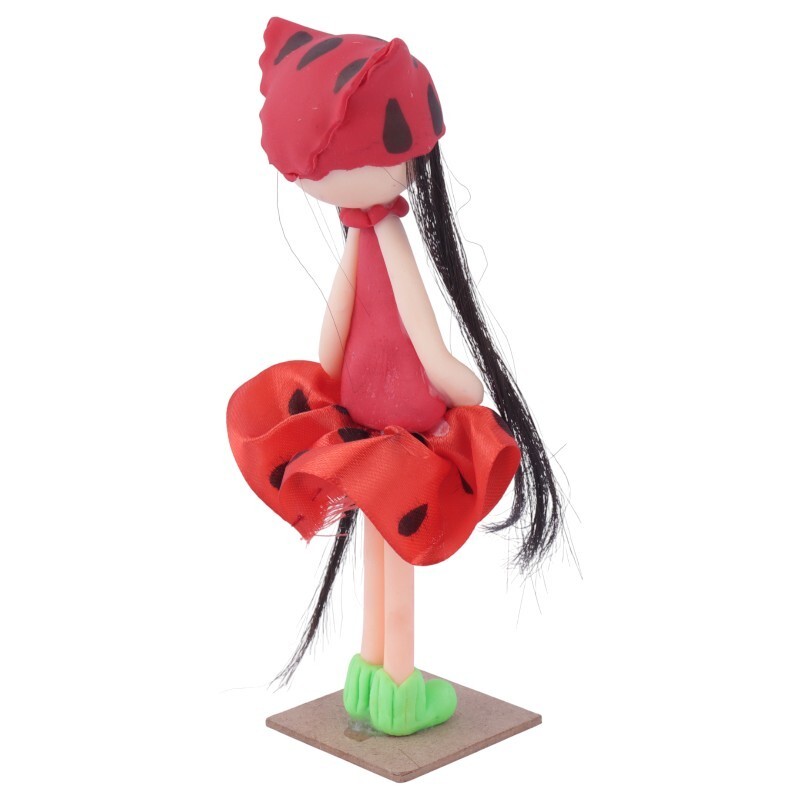 مجسمه طرح دختر یلدایی