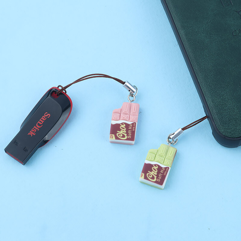 آویز فلش و موبایل طرح شکلات بسته 2 عددی