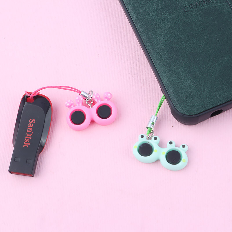 آویز فلش و موبایل طرح عینک رنگی