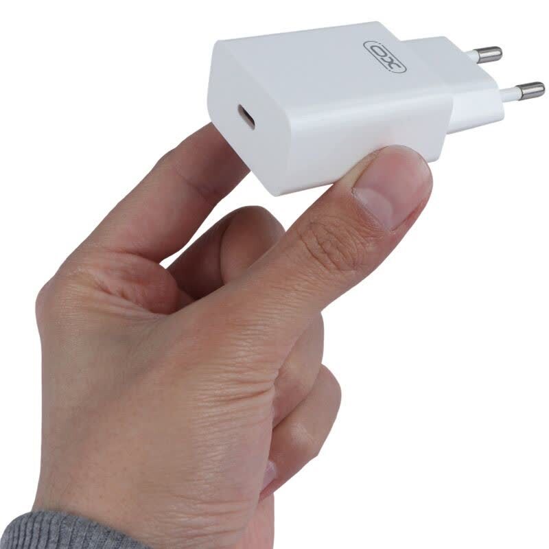 شارژر دیواری 20 وات ایکس او XO-L126 EU PD 3A