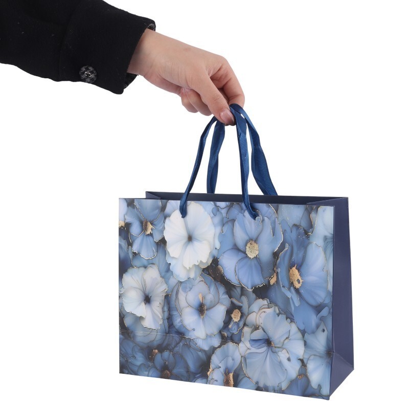 ساک دستی مقوایی کد 070106