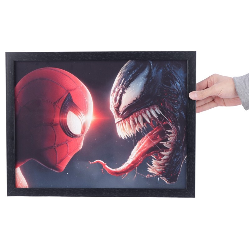 تابلو شاسی طرح Venom & Spider man سایز 40*30 سانتی متر