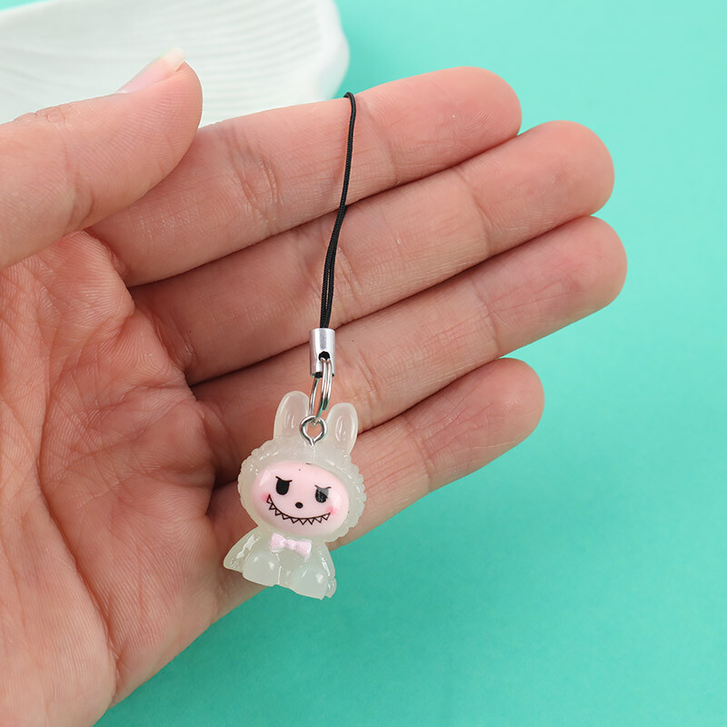 آویز فلش و موبایل طرح لبوبو شب تاب کد 2