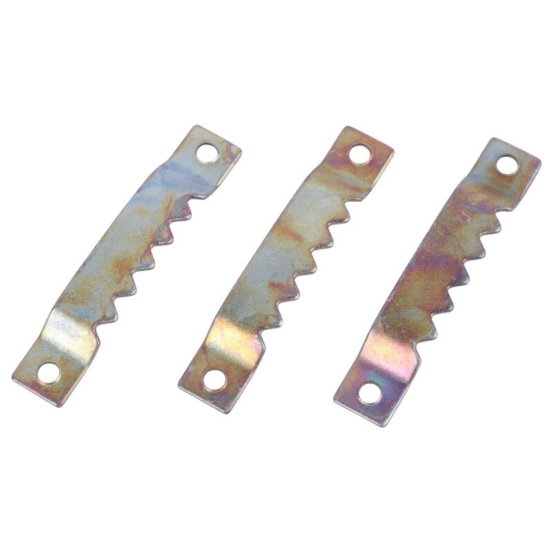 بست اره ای پشت قاب عکس و آینه