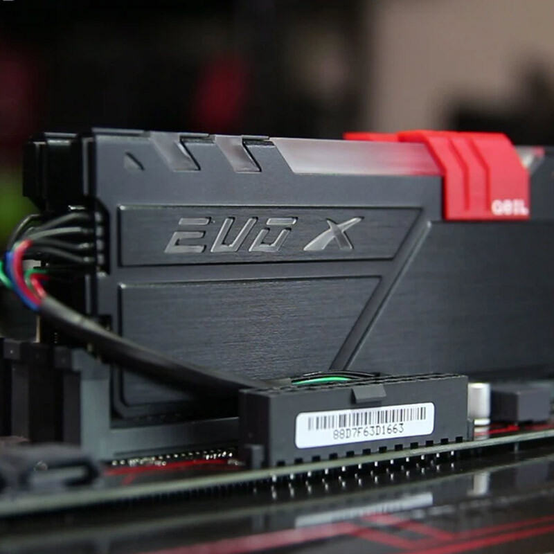 رم کامپیوتر گیل Evo X DDR4 4GB Single 2400MHz CL17