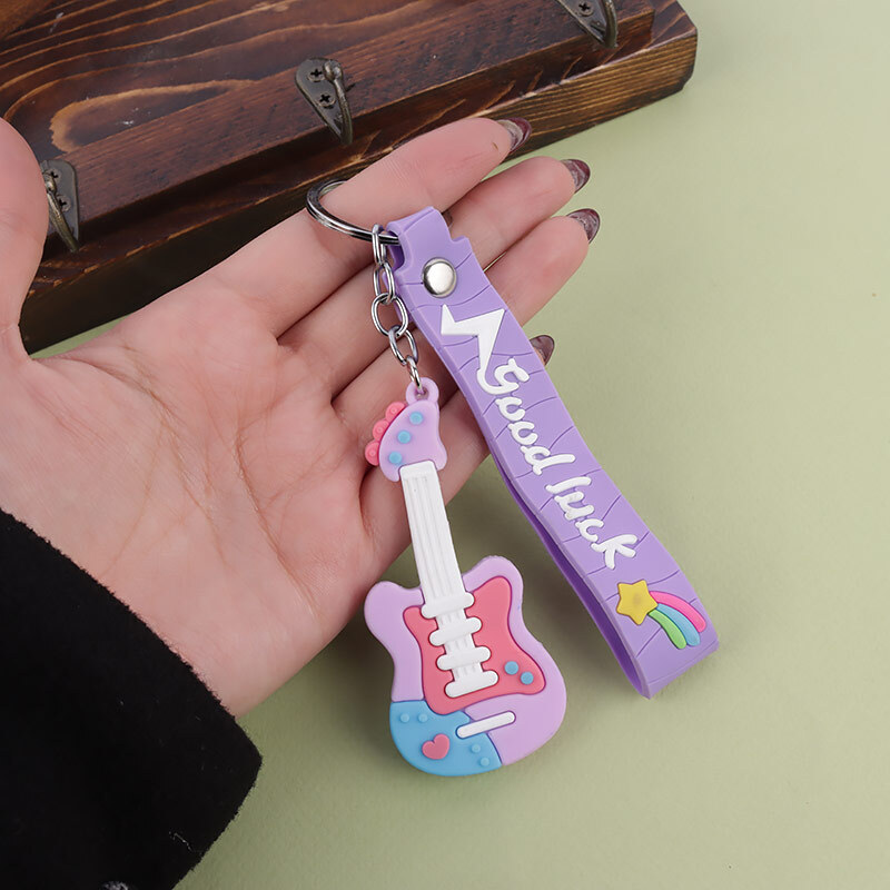 جاکلیدی سیلیکونی گیتار + بند آویز