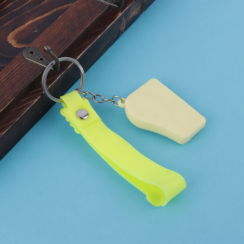 جاکلیدی سیلیکونی طرح پیانو + بند آویز