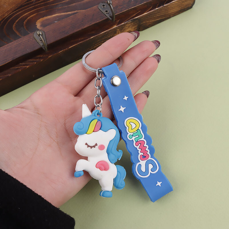 جاکلیدی سیلیکونی طرح اسب تک شاخ + بند آویز