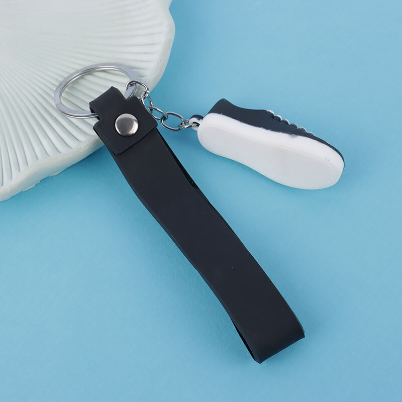 جاکلیدی سیلیکونی طرح کفش میکس + بند آویز