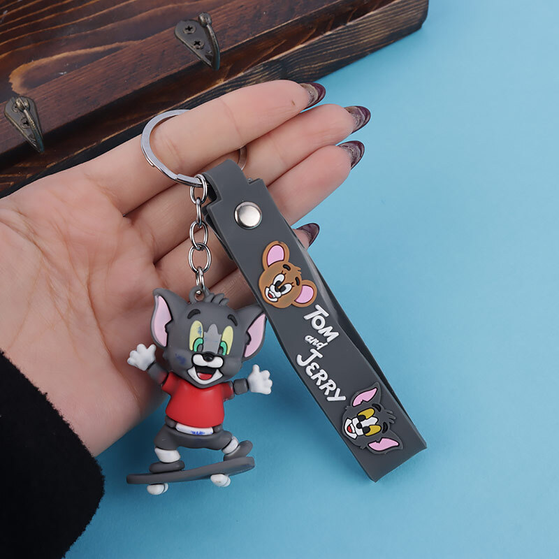 جاکلیدی سیلیکونی طرح تام کد 3 + بند آویز