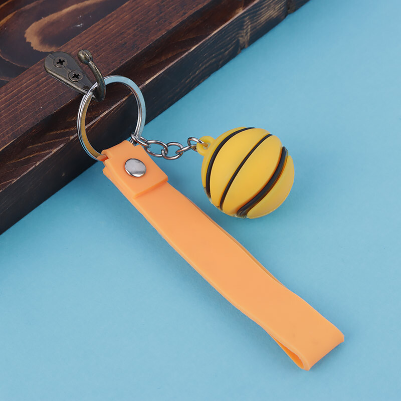 جاکلیدی سیلیکونی طرح توپ ورزشی + بند آویز