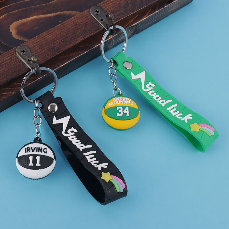 جاکلیدی سیلیکونی طرح توپ ورزشی + بند آویز