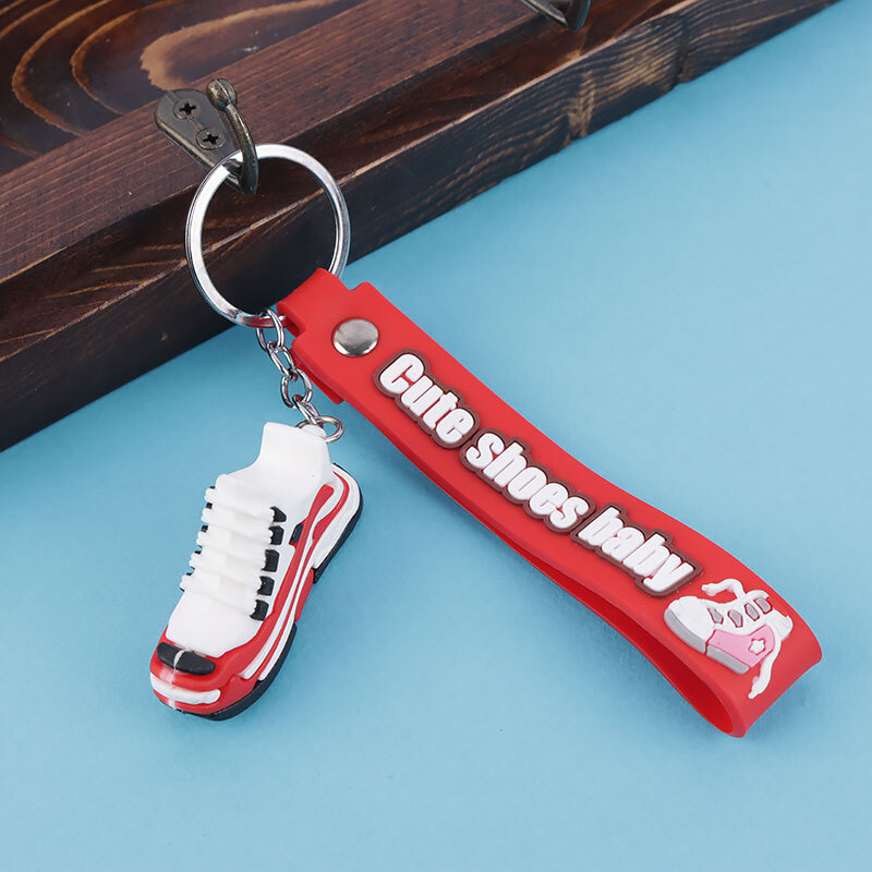 جاکلیدی سیلیکونی کفش لژ دار + بند آویز