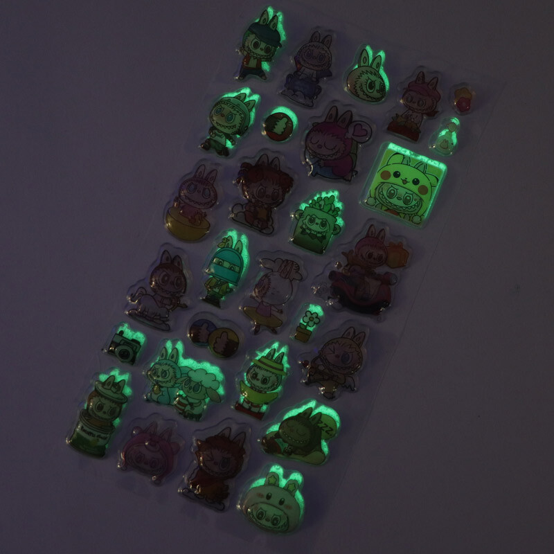 برچسب عروسکی سه بعدی شب تاب