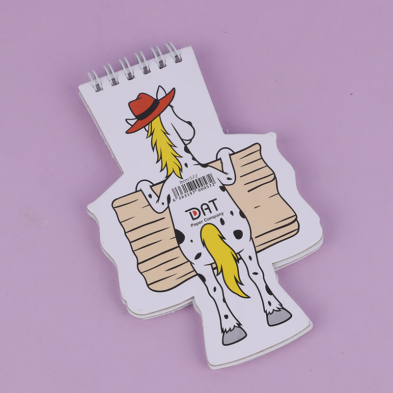 تقویم رومیزی 1405 دات طرح اسب