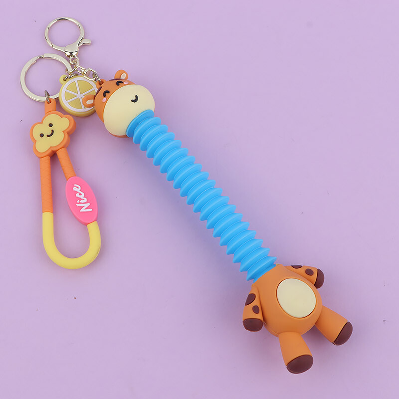 جاکلیدی سیلیکونی گردن خرطومی طرح زرافه + بند آویز