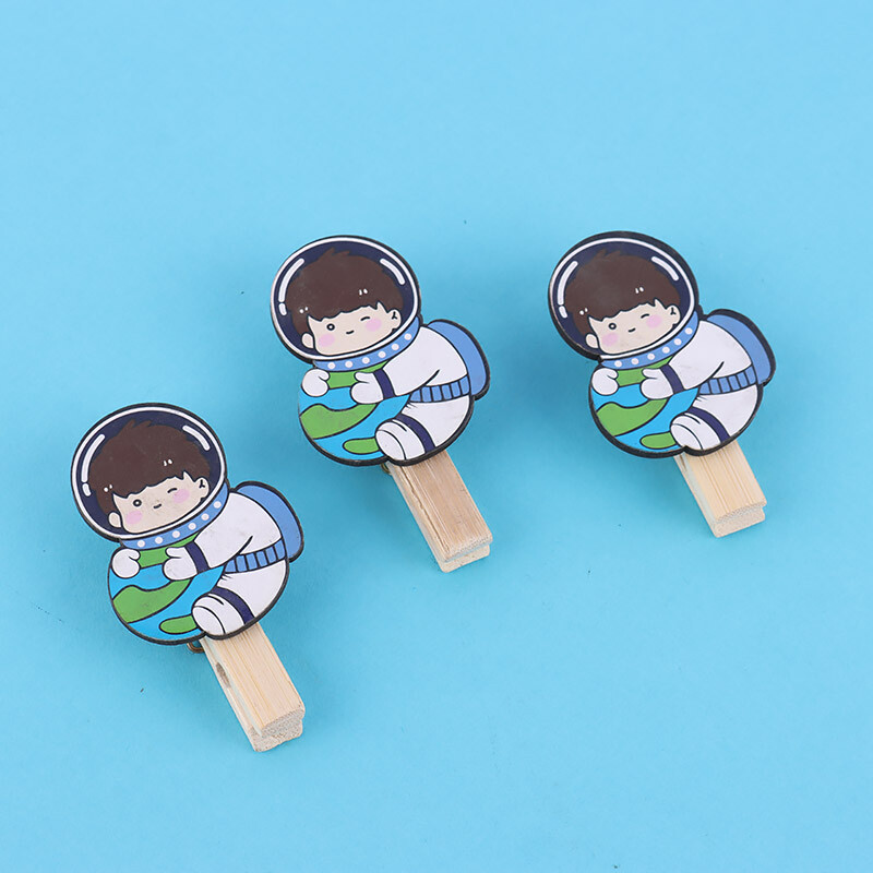 گیره چوبی بزرگ طرح فضانورد Parsam بسته 20 عددی