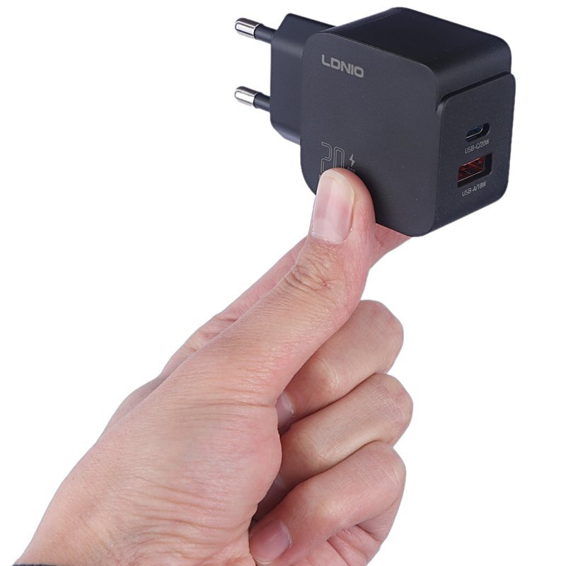 شارژر دیواری 20 وات الدینیو Q1 QC3.0 PD 3A + کابل تایپ سی