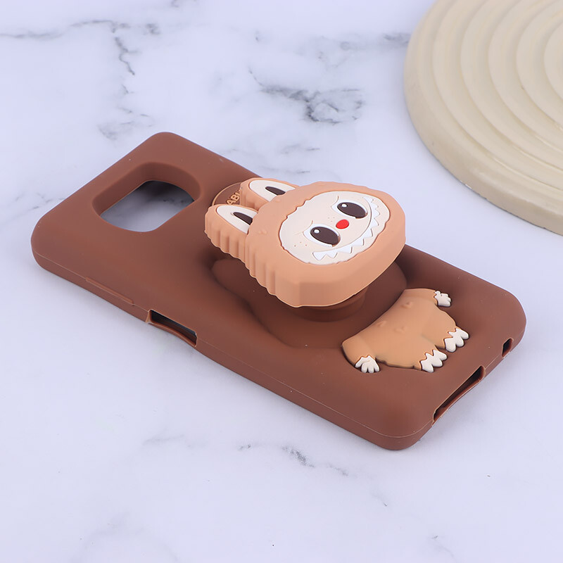قاب سیلیکونی شیائومی Poco X3 / X3 NFC / X3 Pro پاپ سوکت دار طرح Labubu
