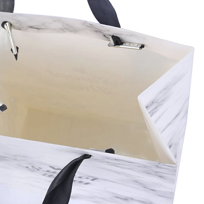 ساک دستی مقوایی 060132