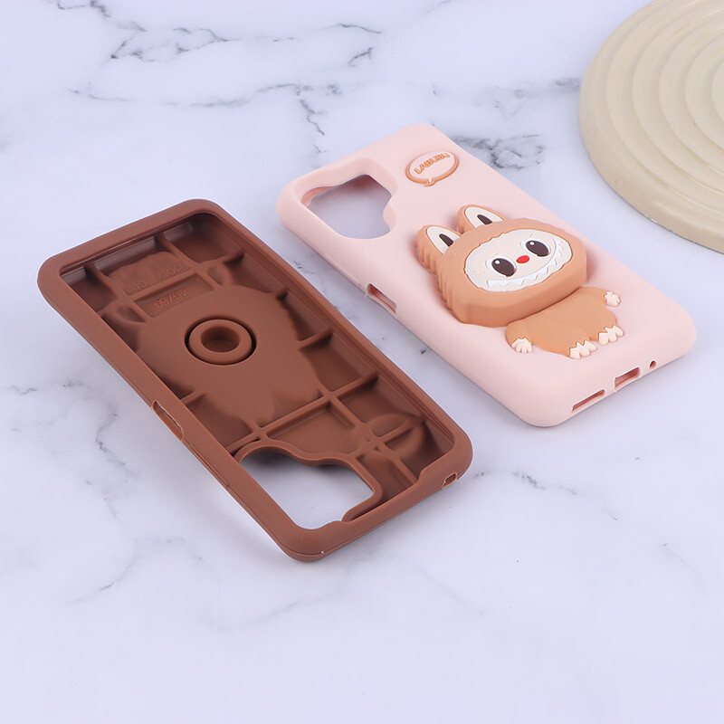 قاب سیلیکونی شیائومی Redmi 13C / C65 پاپ سوکت دار طرح Labubu