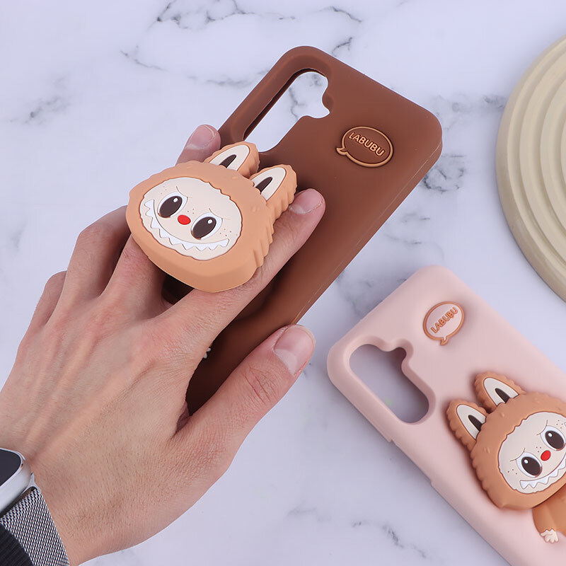 قاب سیلیکونی سامسونگ Galaxy A17 4G / A17 5G پاپ سوکت دار طرح Labubu