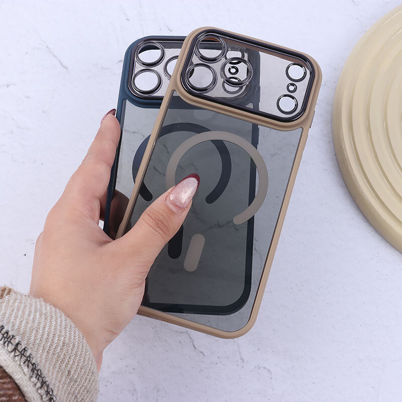 قاب مگ سیف دور سیلیکونی دودی