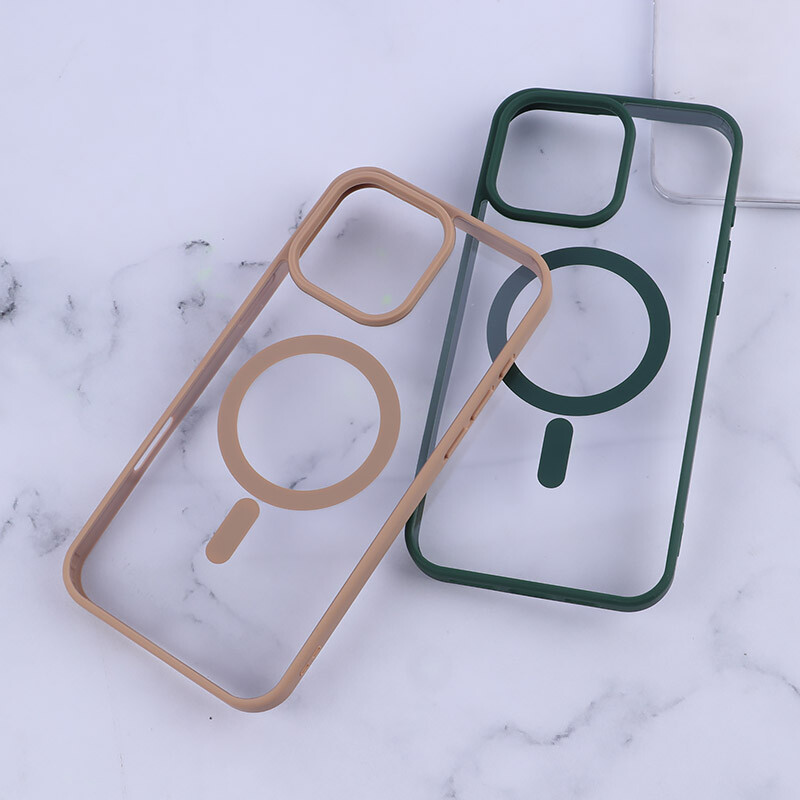 قاب PC مگ سیف آیفون iPhone 16 Pro Max دور رنگی