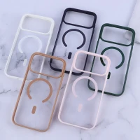 قاب PC مگ سیف آیفون iPhone 17 Pro Max دور رنگی