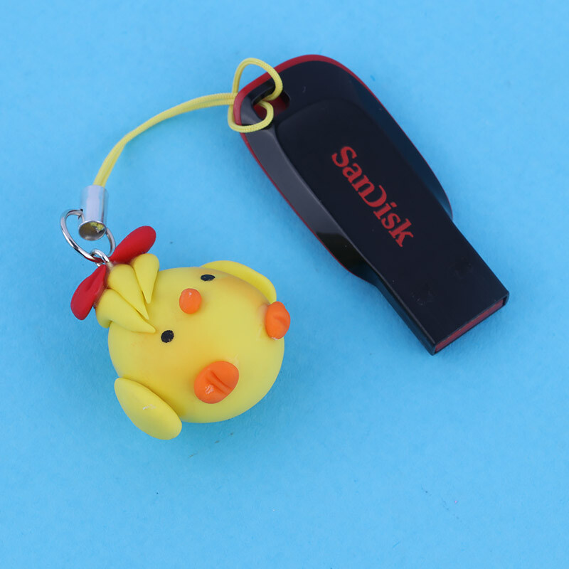 آویز فلش و موبایل طرح جوجه گرد