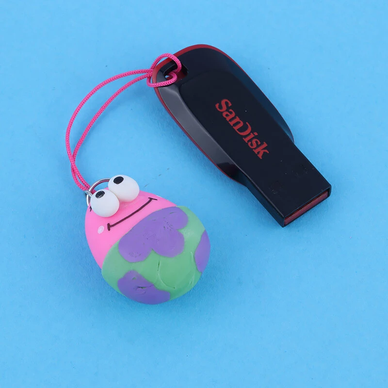 آویز فلش و موبایل طرح پاتریک