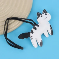 آویز کیف چرمی طرح گربه سفید