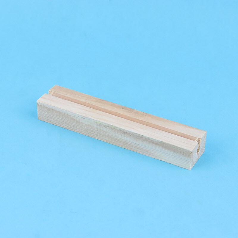 تقویم رومیزی 1405 پارسام طرح سگ