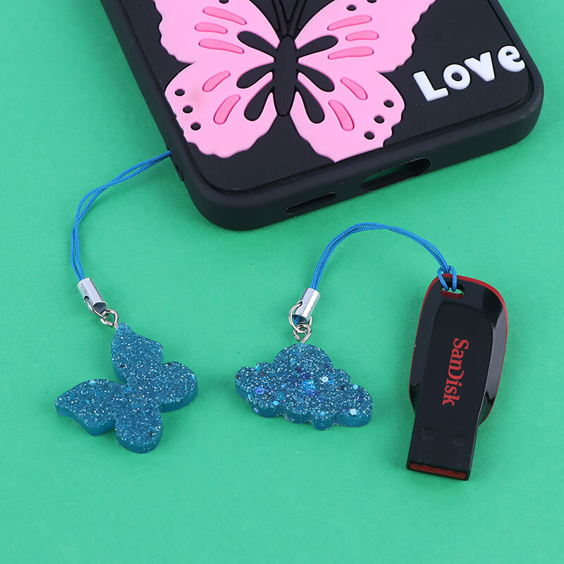 آویز فلش و موبایل رزینی اشکال آبی