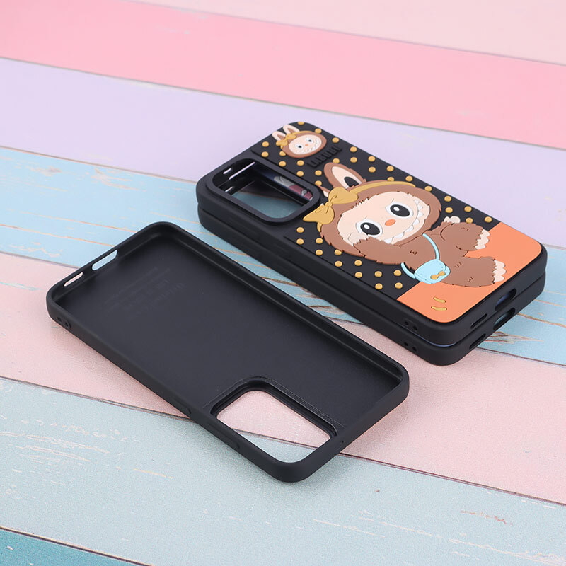 قاب سیلیکونی عروسکی برجسته