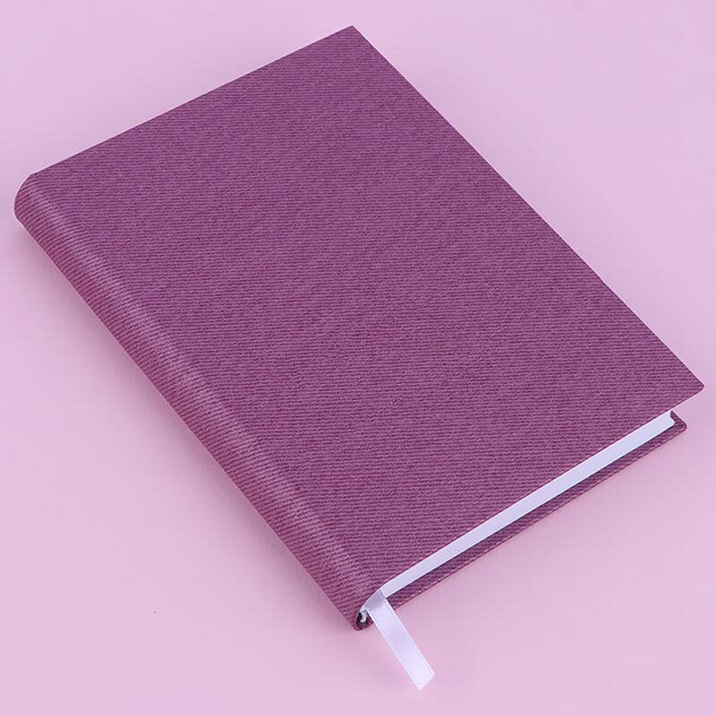 سالنامه 1405 نهال آلما کد 1032