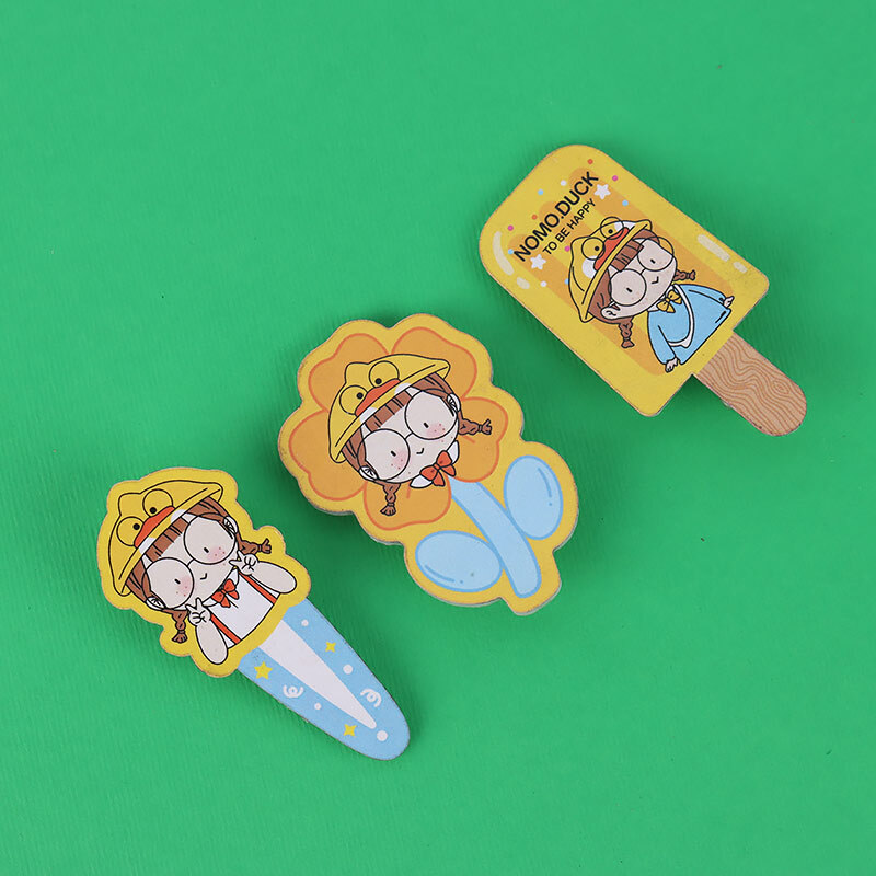 گیره سر پارسام طرح دختر عینکی کد 1010057