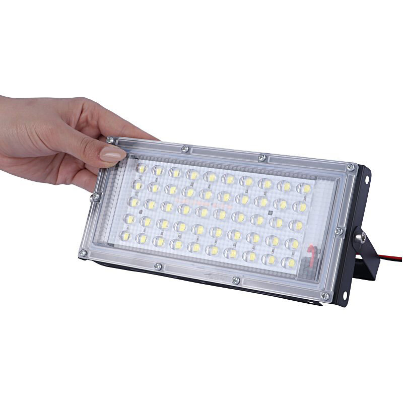 پروژکتور سیار ال ای دی 50 وات B.M