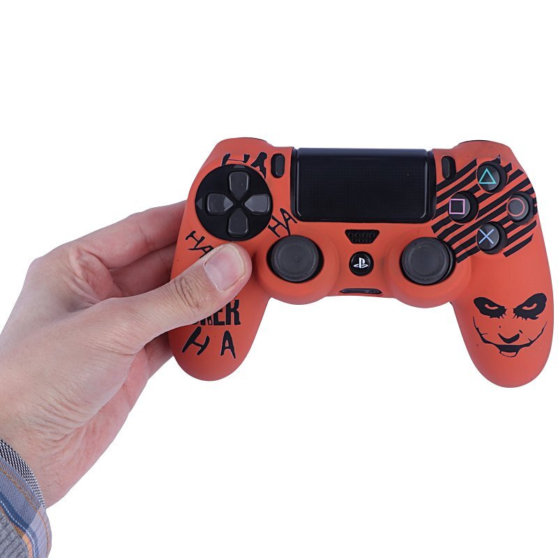 روکش دسته بازی PS4 طرح Joker زمینه آجری