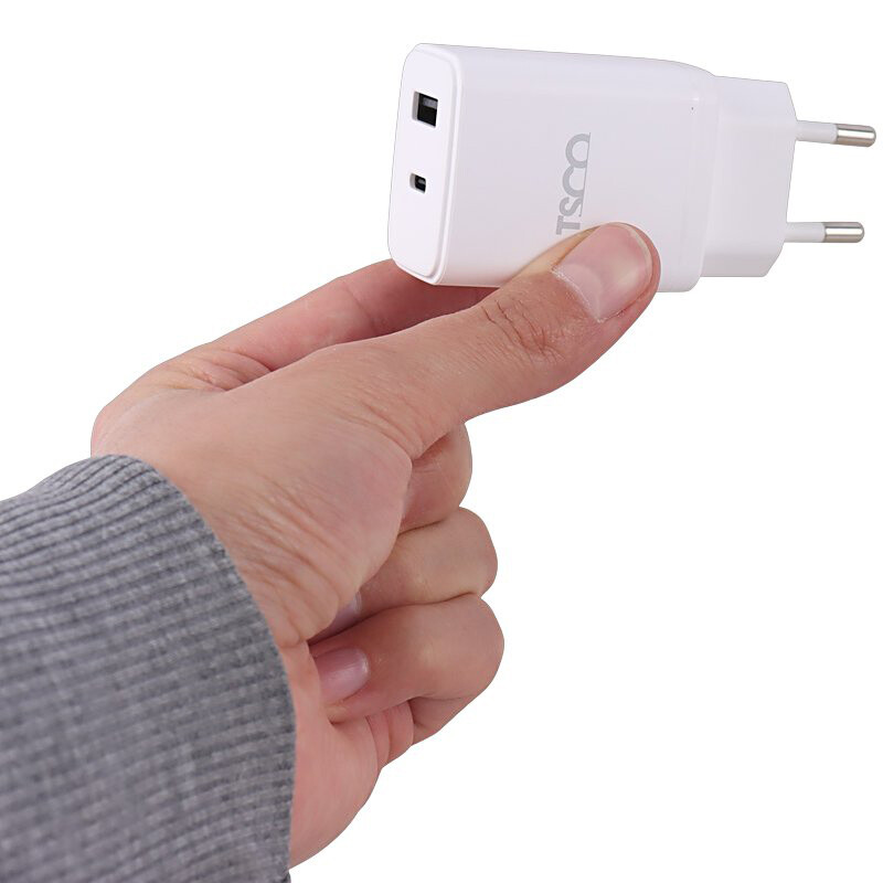شارژر دیواری 30 وات تسکو TTC 70 QC3.0 PD 3A + کابل تایپ سی