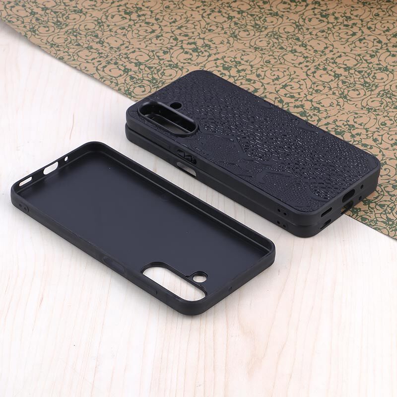 قاب چرمی Black طرح دار برجسته